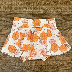 Small shop skirted bummies 3T
